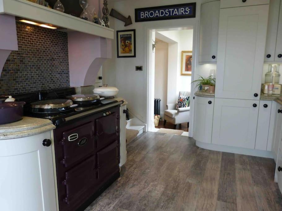 Amazing Sea Views And Much More…. Διαμέρισμα Broadstairs Εξωτερικό φωτογραφία